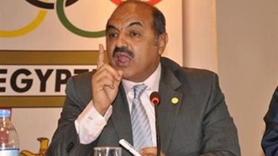 «السلاح» يطالب الأوليمبية بتكريم لاعبي بطولة العالم في الكويت