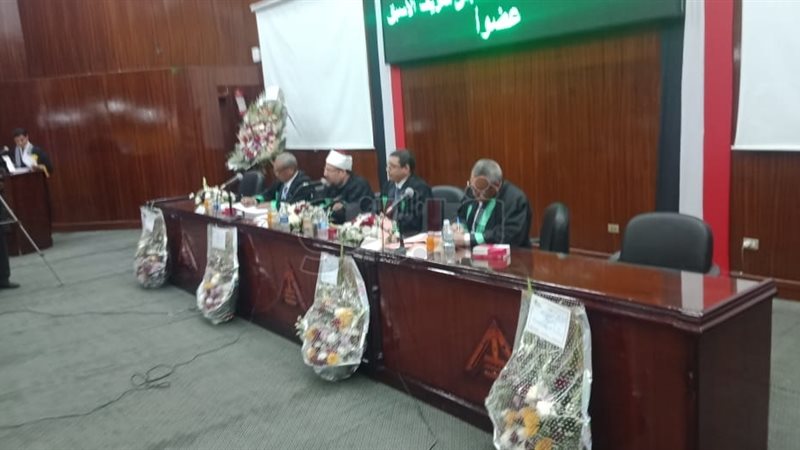 الدكتور محمد مختار