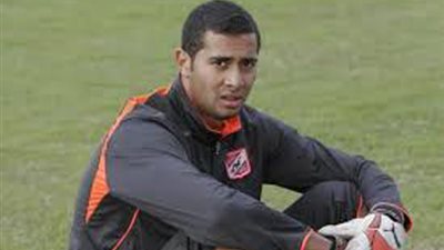 العمرة تبعد أحمد عادل عن تدريبات الأهلي غدا