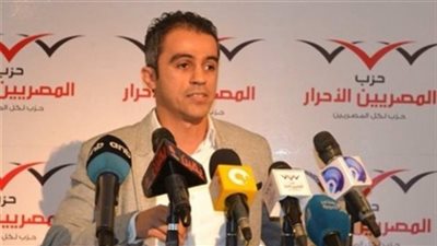 أحمد فتحي: «ساويرس» أول رجال الأعمال الداعمين للمشروعات الصغيرة