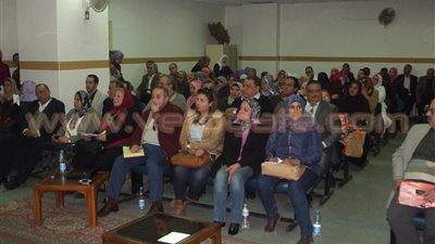 بالصور.. فريق من «الطب الوقائي» يتفقد القطاعات الصحية بالشرقية