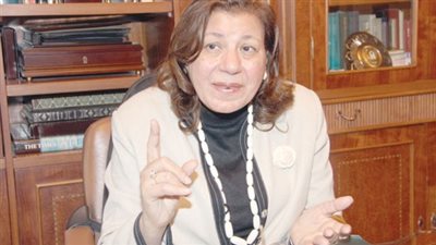 الرفاعي: الجنيه يستعيد عافيته أمام الدولار برحيل 