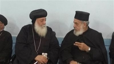 الأنبا هدرا يعزى في وفاة مطران الاقباط الكاثوليك بالأقصر