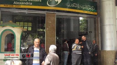 عمال بريد الإسكندرية يواصلون إضرابهم عن العمل بسبب تجاهل مطالبهم