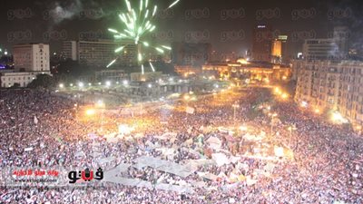 تكدس داخل محطة مترو السادات بسبب الاحتفالات بسقوط النظام