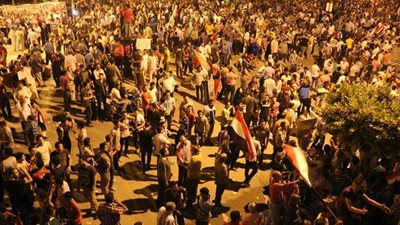 أهالي أبوحماد يحتفلون بسقوط 