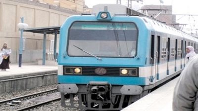 انتظام حركة المترو بالخط الأول بعد انتحار مواطن على القضبان