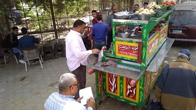 حملة لرفع إشغالات 5 شوارع في العمرانية (صور)