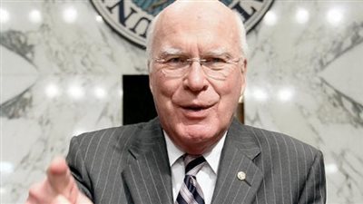 سيناتور أمريكي: الكونجرس سيراجع المساعدات الأمريكية لمصر