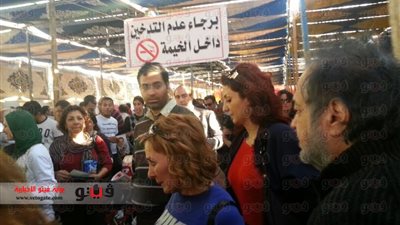 بالصورة.. «وفاء عامر» تشارك بالتصويت في انتخابات الصيد