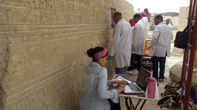 «أطباء الحضارة» يرممون معبد إتريبس الأثري بسوهاج (فيديو وصور)