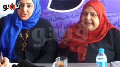 بالفيديو داليا عاطف: أمي مثالية وكتبت سيرتها وأنا أبكي