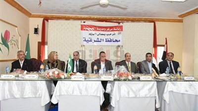 محافظ الشرقية للعاملين بالمحليات: 