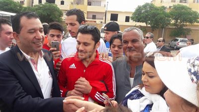 بالصور.. أحمد حسن ونهال عنبر يزوران مستشفى الأورمان بالأقصر