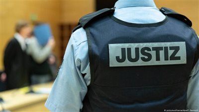 سجن شقيقين وقريب لهما قتلوا لاجئًا سوريًا في ألمانيا
