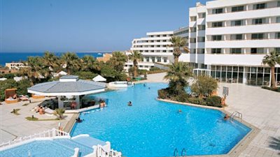 مطالب بوزير للقوى العاملة من العمال لاستعادة حقوقهم الضائعة