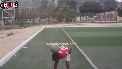 زيدان لاعب الأهلي يتحدى نجوم العالم في مهارات الكرة (فيديو)