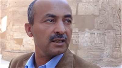 إضراب 700 موظف بـ