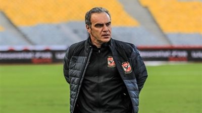 لاسارتي يدرس إراحة بعض لاعبي الأهلي أمام المقاصة استعدادا لـ