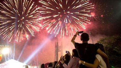 بالصور.. مظاهر استقبال 2016 في ماليزيا وكوريا الجنوبية وإندونيسيا