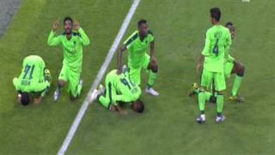 بالفيديو.. أهلي جدة يتأهل لنهائي كأس ولي العهد على حساب الاتحاد