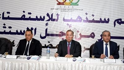 وزير التموين: استقرار الأسعار مرتبط بالتعديلات الدستورية (صور)