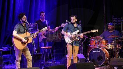 هاني مصطفى يبدع في سهرة غنائية بساقية الصاوي (صور)