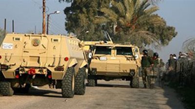 وصول مدرعات للجيش لتأمين مظاهرة لتأييد شرعية المعزول بالإسكندرية