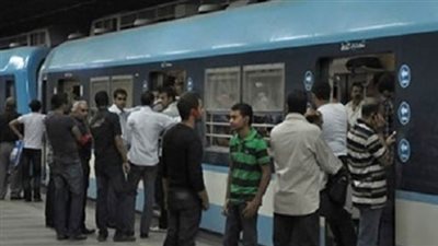 أول بلاغ لشرطة النقل في 2016.. إعادة طفل لوالدته في محطة عزبة النخل