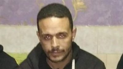 عاد لينتقم.. تفاصيل مقتل سائق بالشرابية.. خلافات سابقة بين المتهم والمجني عليه بسبب «بيع كلب».. صديق الجاني يستدرج الضحية للتخلص منه.. كاميرات المراقبة تكشف الجريمة.. والمتهمان: «نصب عل