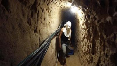 الجيش يردم نفقا للتهريب برفح