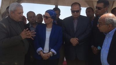وزيرة البيئة تبحث تطوير بحيرة قارون في الفيوم (فيديو وصور)