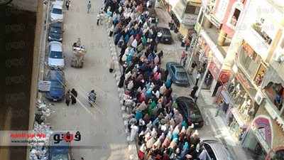 احتجاز 50 من أنصار مرسي داخل مسجد 