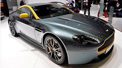 بالصور.. التشكيلة الكاملة لأحدث طرازات السيارات في معرض 