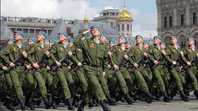 الجيش الروسي يعتقل قائد القاعدة الجوية الأوكرانية