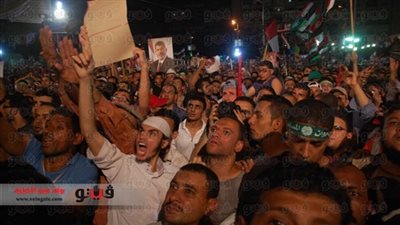 الإسلاميون ينظمون تظاهرات رافضة لعزل 