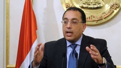 رئيس الوزراء يتفقد الأعمال الإنشائية لكليتي الهندسة ورياض الأطفال بجامعة دمنهور (فيديو)