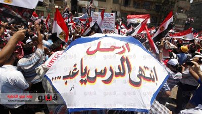 الشارع اليمني يؤيد خطوات ثوار مصر لتصحيح المسار.. أنصار علي عبد الله صالح يذبحون العجول.. الإخوان يعيشون الصدمة والتجمع اليمني للإصلاح يحاول امتصاصها