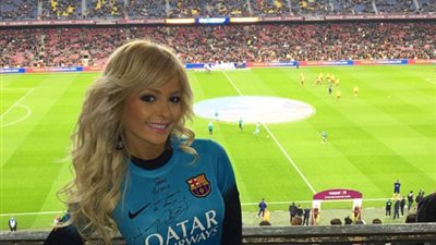 بالصور.. جيني أندرادي تُظهر دعمها لـ«نيمار» بعد فوز الفريق الكتالوني