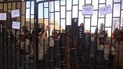 السلطات المصرية تقرر إغلاق معبر رفح