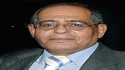 اليوم.. الكاتب عاطف النمر يجري جراحة دقيقة بمعهد ناصر