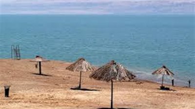 «مستثمري نويبع» تطالب بتخفيض رسوم دخول طابا لعودة الحركة السياحية