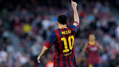 ميسي ينفرد بصدارة هدافي الكلاسيكو