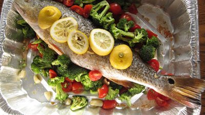 احم عظام طفلك بالأسماك والخضراوات