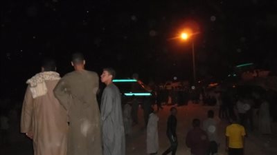 بالفيديو والصور.. «2016 أول القصيدة حزن».. حريق هائل في فندق «داون تاون» بدبى.. غرق 15 شخصًا في حادث معدية «سنديون» بكفر الشيخ.. وشجرة الكريسماس تقتل طفلتين في روسيا