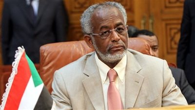 كامل عمرو يتلقى اتصالا هاتفيا من وزير خارجية السودان