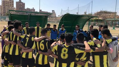 المقاولون مواليد 2002 يتوج ببطولة القطاعات