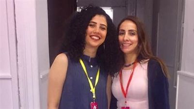 نوران أبو طالب تغني مع «أندر ذا سيرفيس» في «حكاوي الجاز» (صور)