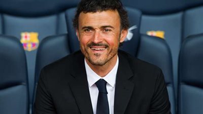 إنريكي يستدعي 18 لاعبا من برشلونة لمواجهة إسبانيول