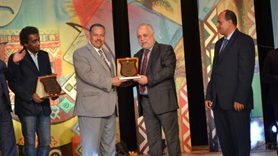 افتتاح الدورة الرابعة لـ«مسرح الجنوب» بأسيوط.. ونقيب الممثلين يعلن عن مفاجأة (صور)